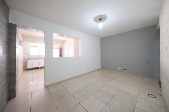 Casa para alugar com 2 quartos, 70m² em Jardim Santa Maria, São Paulo