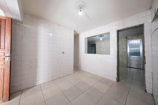 Sala/Cozinha de casa para alugar com 2 quartos, 70m² em Jardim Santa Maria, São Paulo
