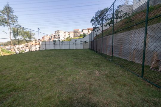 Quadra de apartamento para alugar com 2 quartos, 43m² em Sumarezinho, Santo André