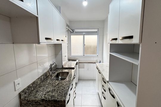 Cozinha e Área de Serviço de apartamento para alugar com 2 quartos, 43m² em Sumarezinho, Santo André