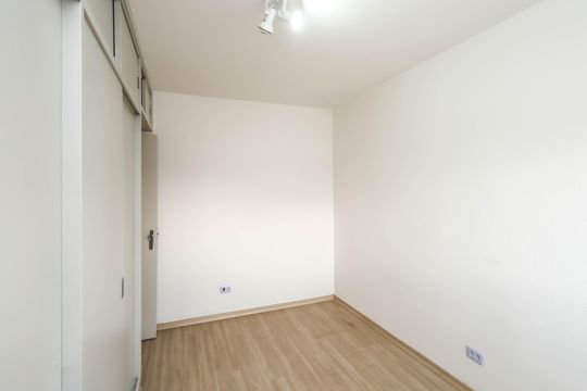 Quarto 2 de apartamento para alugar com 2 quartos, 70m² em Ipiranga, São Paulo
