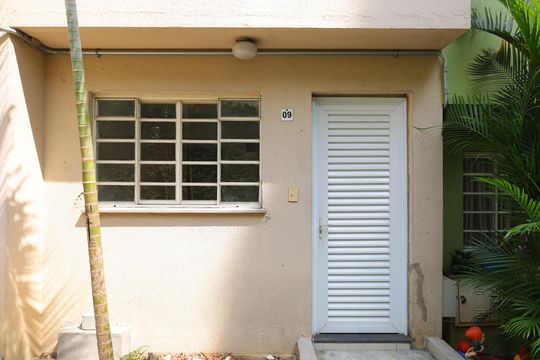 Fachada do imóvel de casa de condomínio para alugar com 2 quartos, 70m² em Jardim Norma, São Paulo