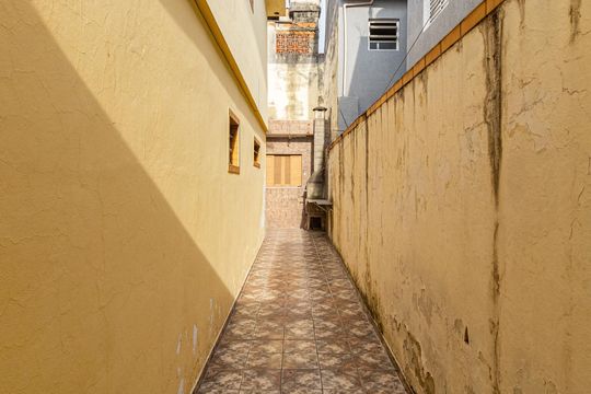 Corredor de casa para alugar com 3 quartos, 130m² em Cidade Nova São Miguel, São Paulo