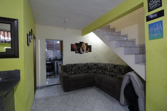 Sala de casa para alugar com 2 quartos, 70m² em Curicica, Rio de Janeiro