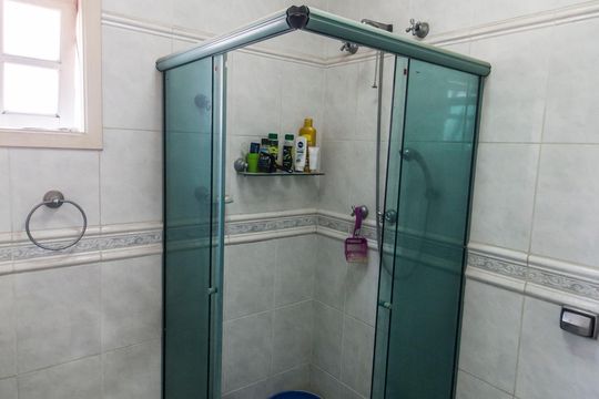 Banheiro de casa de condomínio à venda com 4 quartos, 308m² em Residencial Tres (alphaville), Santana de Parnaíba