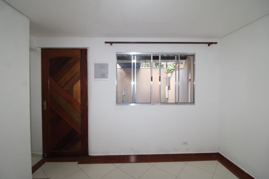 Sala de casa para alugar com 1 quarto, 55m² em Vila Guaca, São Paulo