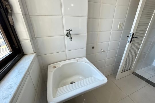 Área de Serviço de apartamento à venda com 2 quartos, 98m² em Vila Valqueire, Rio de Janeiro