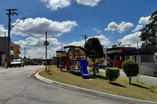 Área comum - Playground de casa de condomínio para alugar com 3 quartos, 239m² em Chácara Roselândia, Cotia