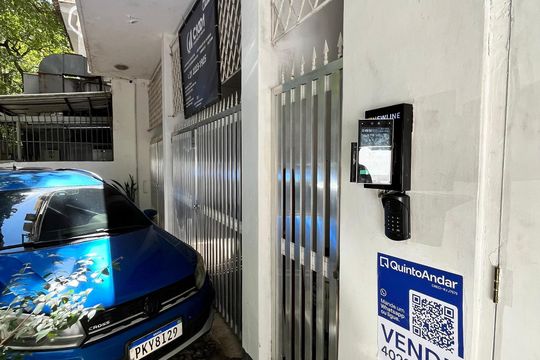 Placa  de apartamento à venda com 2 quartos, 60m² em Copacabana, Rio de Janeiro