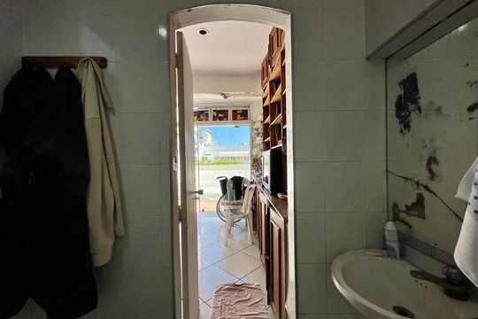 Banheiro 1 de apartamento à venda com 2 quartos, 60m² em Copacabana, Rio de Janeiro
