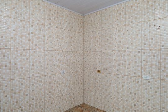 Cozinha de casa para alugar com 2 quartos, 70m² em Jardim Maia, São Paulo