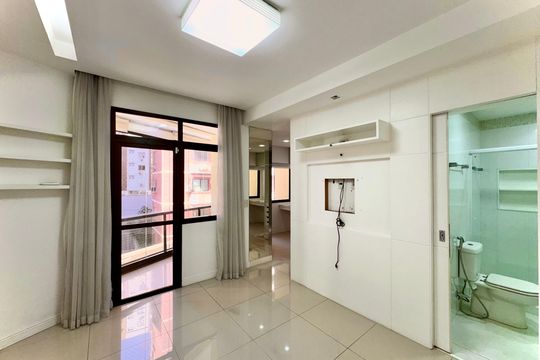 Apartamento para alugar com 2 quartos, 112m² em Jardim Botânico, Rio de Janeiro