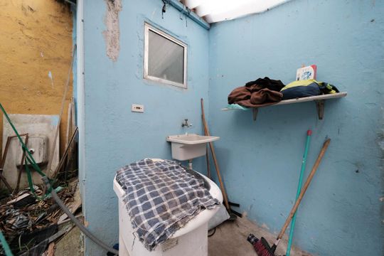 Área externa de casa para alugar com 1 quarto, 40m² em Parque Boturussu, São Paulo