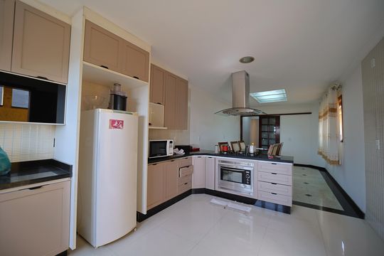 Cozinha de casa à venda com 5 quartos, 241m² em Cidade Patriarca, São Paulo