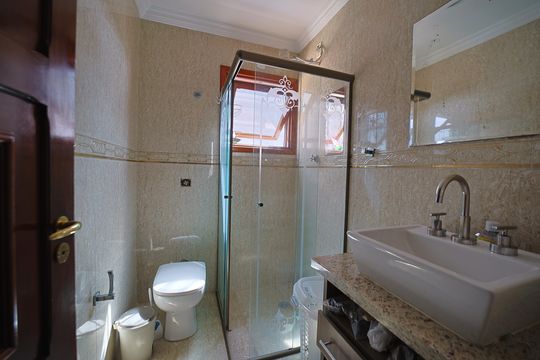Banheiro Social de casa à venda com 5 quartos, 241m² em Cidade Patriarca, São Paulo