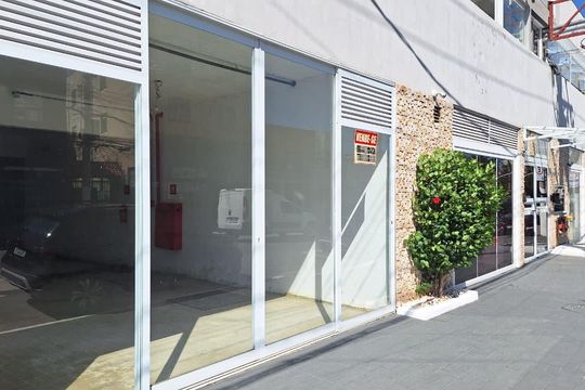 Fachada  de apartamento para alugar com 1 quarto, 31m² em Água Branca, São Paulo