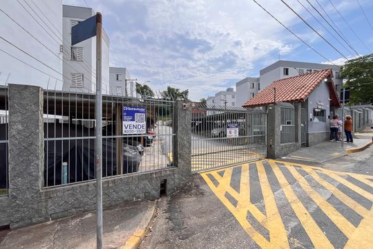 Fachada + plaquinha de apartamento à venda com 2 quartos, 56m² em São José, São Caetano do Sul