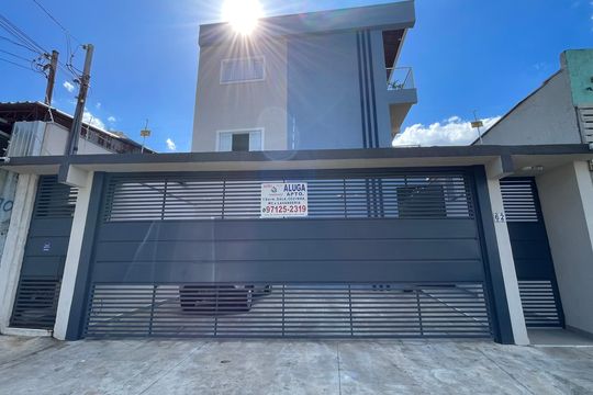 Fachada de kitnet/studio para alugar com 1 quarto, 30m² em Jardim Bonfiglioli, São Paulo