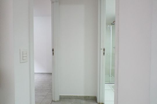 Corredor de apartamento para alugar com 1 quarto, 35m² em Liberdade, São Paulo
