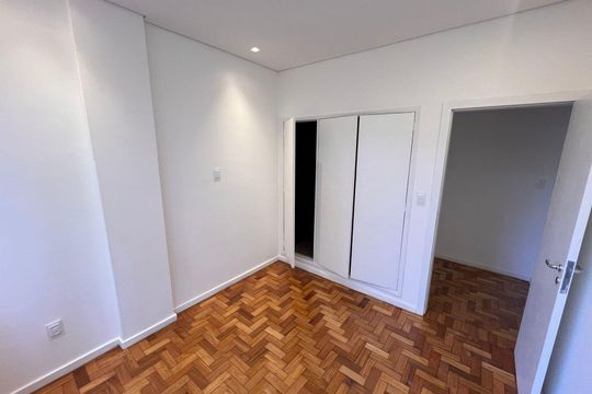Quarto de apartamento para alugar com 3 quartos, 100m² em Santo Agostinho, Belo Horizonte