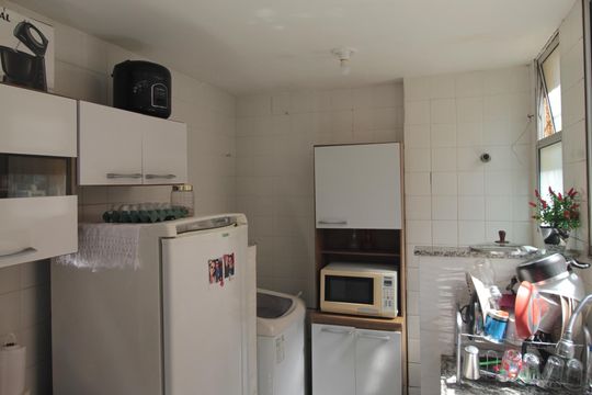 Cozinha e Área de Serviço de apartamento à venda com 3 quartos, 55m² em Copacabana, Belo Horizonte
