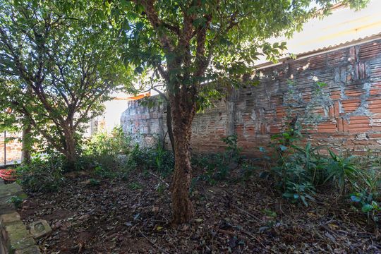 Quintal de casa à venda com 3 quartos, 150m² em Jardim dos Oliveiras, Campinas