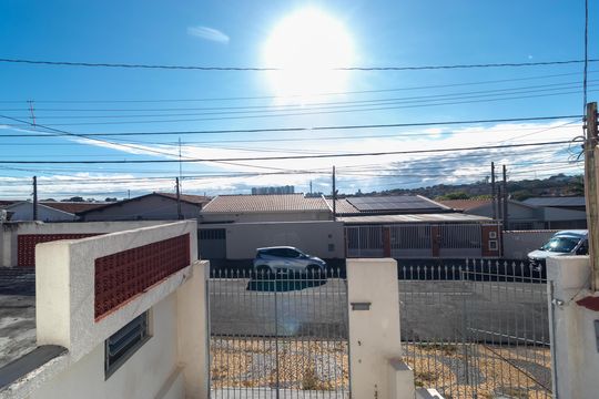 Vista da Salas de casa à venda com 3 quartos, 150m² em Jardim dos Oliveiras, Campinas