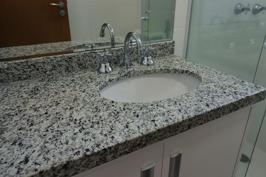 Banheiro da Suíte - Pia de apartamento à venda com 3 quartos, 156m² em Campestre, Santo André