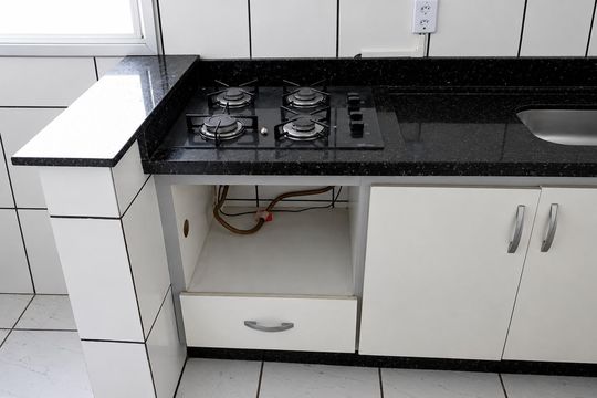 Cozinha de apartamento para alugar com 2 quartos, 48m² em Bosque dos Eucaliptos, São José dos Campos