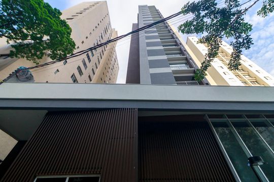 Fachada de kitnet/studio para alugar com 0 quarto, 30m² em Brooklin, São Paulo