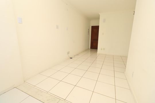Apartamento para alugar com 3 quartos, 77m² em São Rafael, Salvador