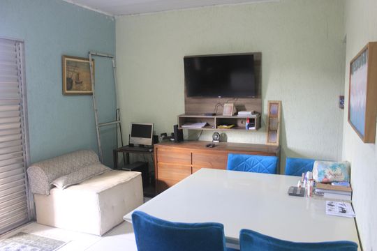 Casa para alugar com 4 quartos, 400m² em Parque Continental, Guarulhos