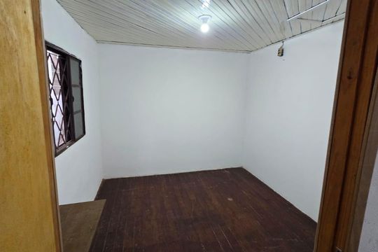 Quarto de casa para alugar com 2 quartos, 54m² em Saboó, Santos