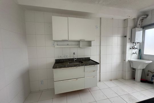 Cozinha de apartamento para alugar com 1 quarto, 62m² em Centro, Barueri