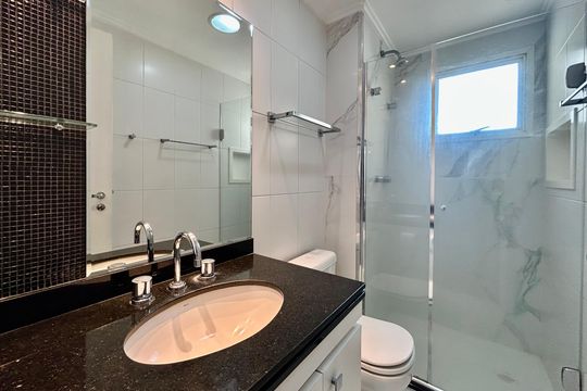 Banheiro do Quarto 1 de apartamento para alugar com 2 quartos, 105m² em Mooca, São Paulo