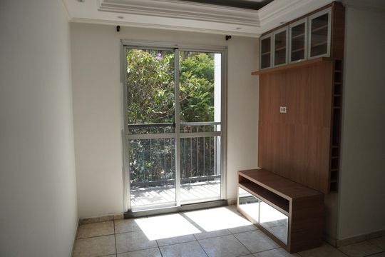 Apartamento para alugar com 2 quartos, 48m² em Parada Xv de Novembro, São Paulo
