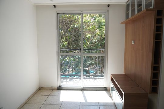 Apartamento para alugar com 2 quartos, 48m² em Parada Xv de Novembro, São Paulo