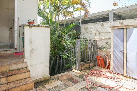 Área de Serviço de casa à venda com 3 quartos, 300m² em Vila Romana, São Paulo