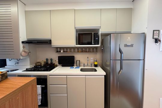 Cozinha de apartamento à venda com 2 quartos, 53m² em Vila Yara, Osasco