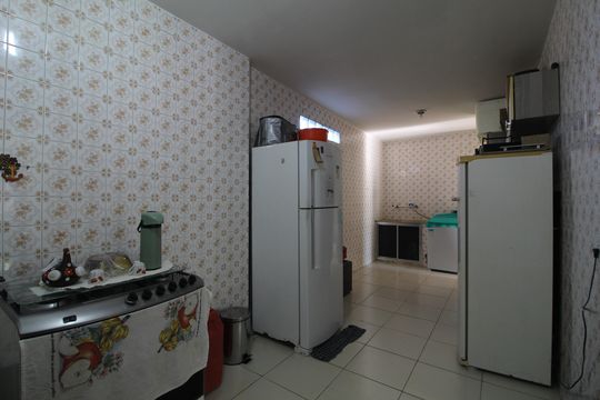 Cozinha de casa de condomínio para alugar com 2 quartos, 168m² em Tanque, Rio de Janeiro