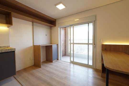 Sala de kitnet/studio para alugar com 1 quarto, 29m² em Vila Dom Pedro I, São Paulo