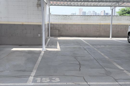 Garagem de apartamento à venda com 3 quartos, 76m² em Coimbra, Goiânia