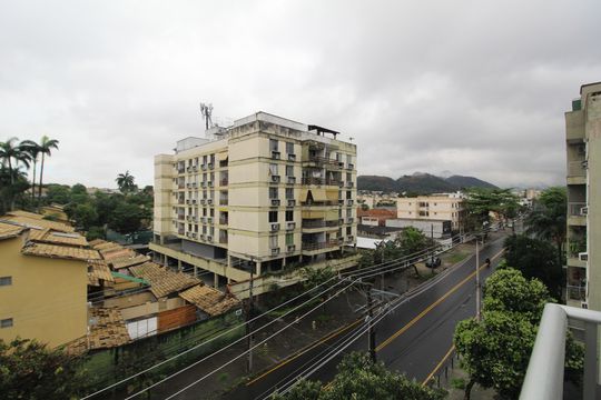 Sala - Vista de apartamento à venda com 2 quartos, 64m² em Taquara, Rio de Janeiro