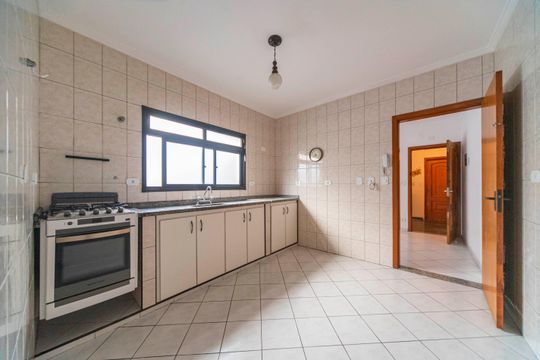 Cozinha  de apartamento para alugar com 2 quartos, 65m² em Vila Curuçá, Santo André