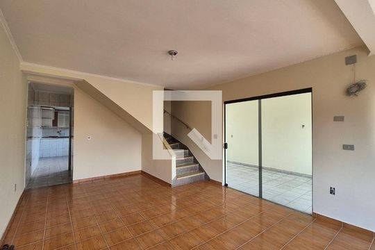 Casa para alugar com 2 quartos, 100m² em Jardim Jamaica, Santo André