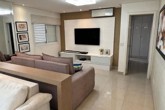 Sala de apartamento para alugar com 3 quartos, 124m² em Setor Bueno, Goiânia