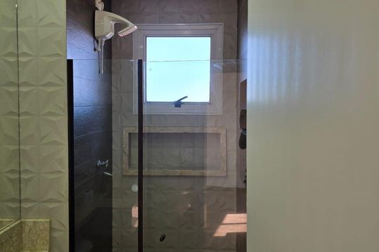 Banheiro Social de apartamento para alugar com 2 quartos, 54m² em Vila Sirena, Guarulhos