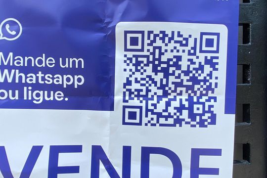 Placa  de casa de condomínio à venda com 2 quartos, 131m² em Vila Granada, São Paulo
