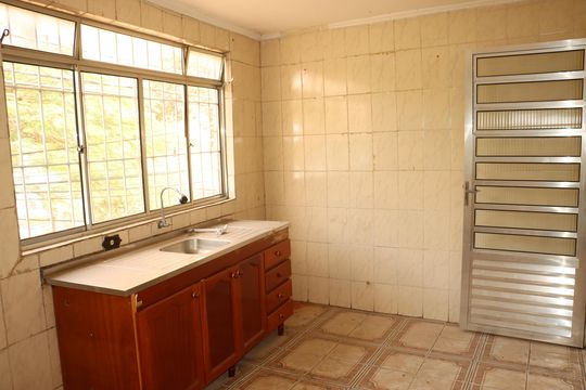 Casa para alugar com 1 quarto, 80m² em Vila Margarida, São Paulo