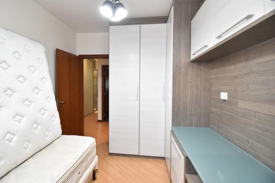 Quarto 2 de apartamento para alugar com 3 quartos, 249m² em Cristo Rei, Curitiba